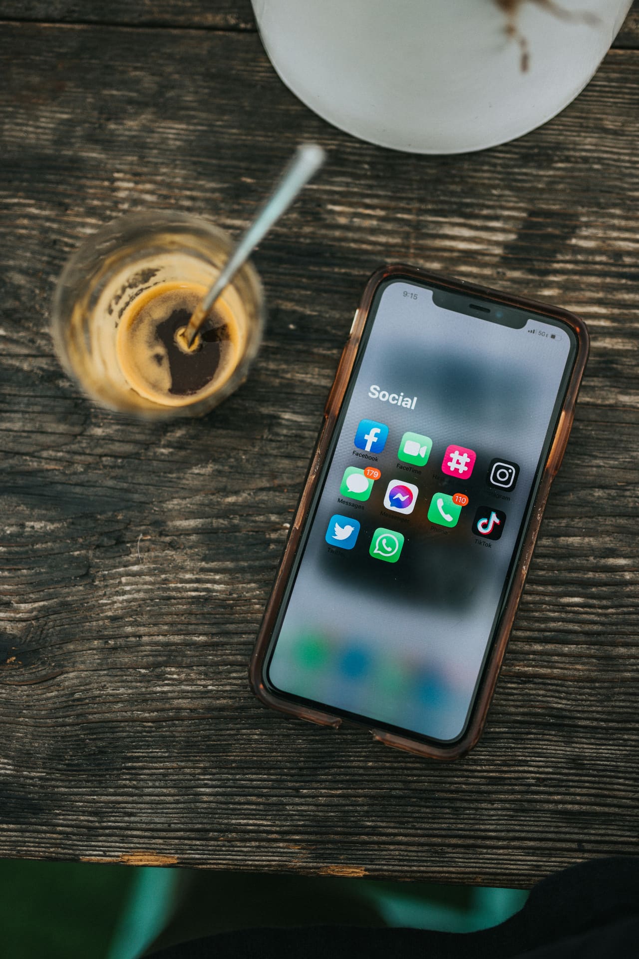 How to Create a Social Media Content Calendar — Social Media Tips guide by Compelite Pro